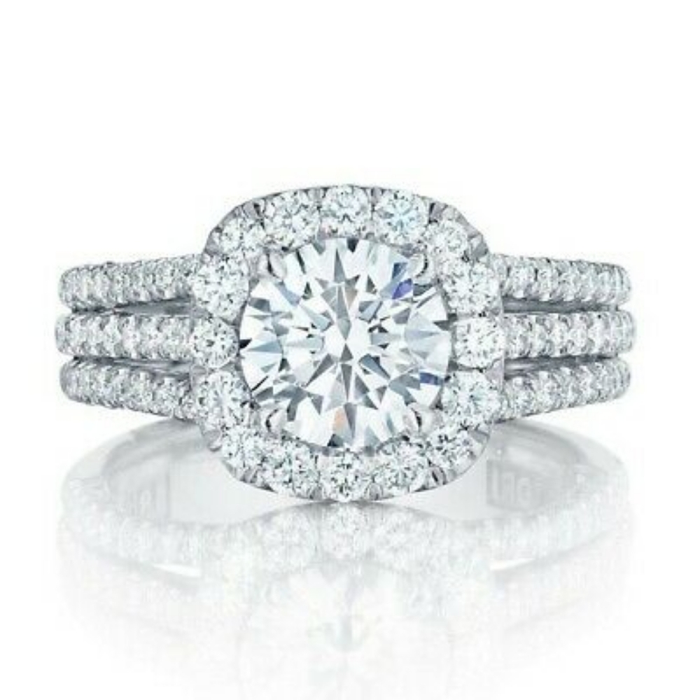 Gorgeous Sparkling Designer Round Diamond Ring - Picture 2 of 3